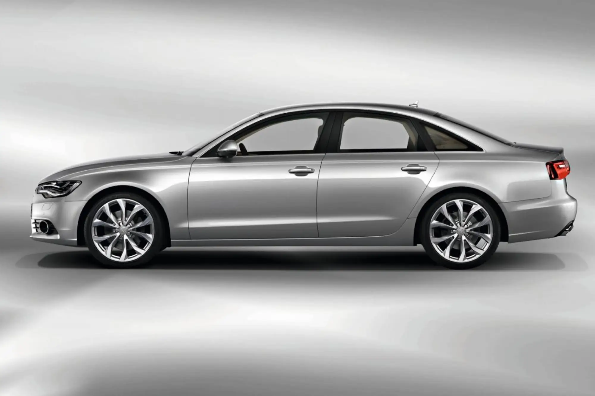 Audi A6 mega-gallery - 15