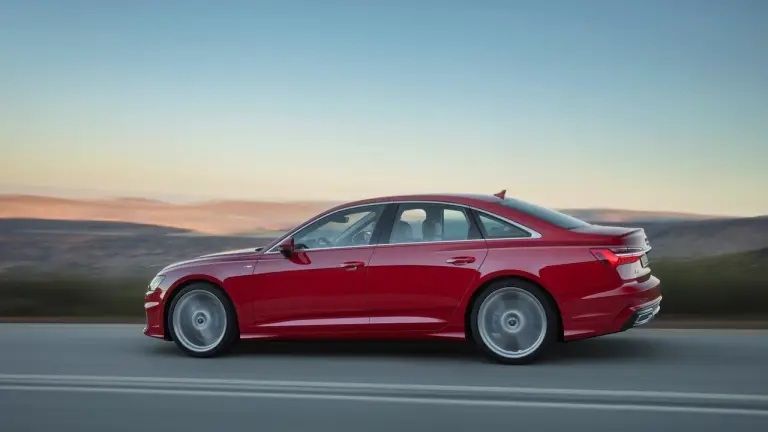 Audi A6 S line 2021 - Foto - 4