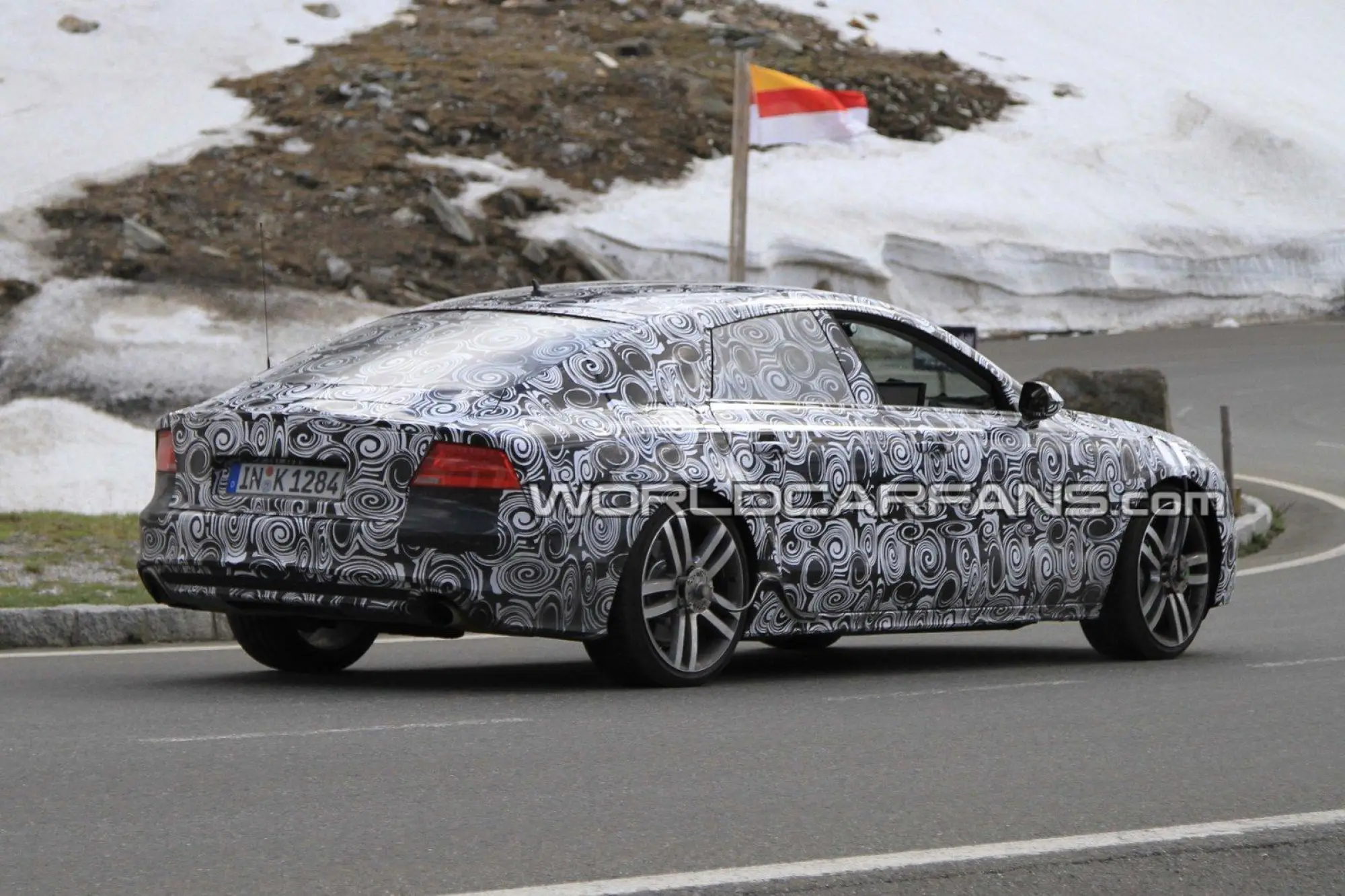 Audi A7 & A8 - Foto spia 29-06-2010 - 3