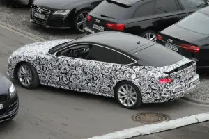 Audi A7 Facelift - Foto spia 13-12-2013