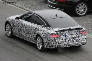 Audi A7 Facelift - Foto spia 13-12-2013