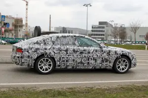 Audi A7: nuove foto spia
