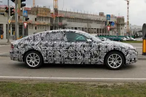 Audi A7: nuove foto spia