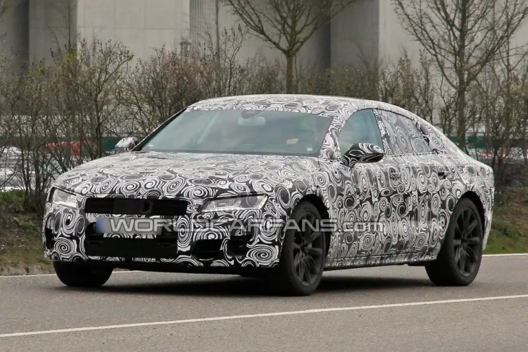 Audi A7: nuove foto spia - 6