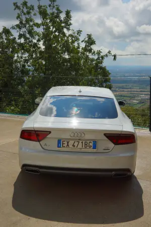 Audi A7 - Prova su strada 2015