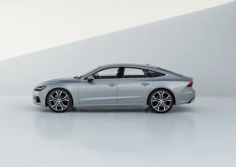 Audi A7 Sportback MY 2018 design esterno - 12