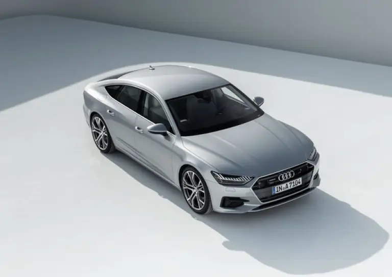 Audi A7 Sportback MY 2018 design esterno - 14