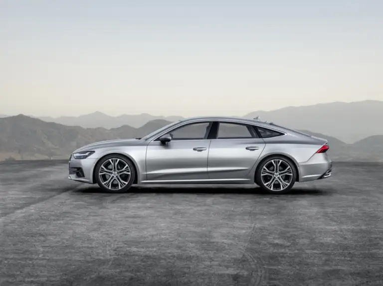 Audi A7 Sportback MY 2018 design esterno - 20