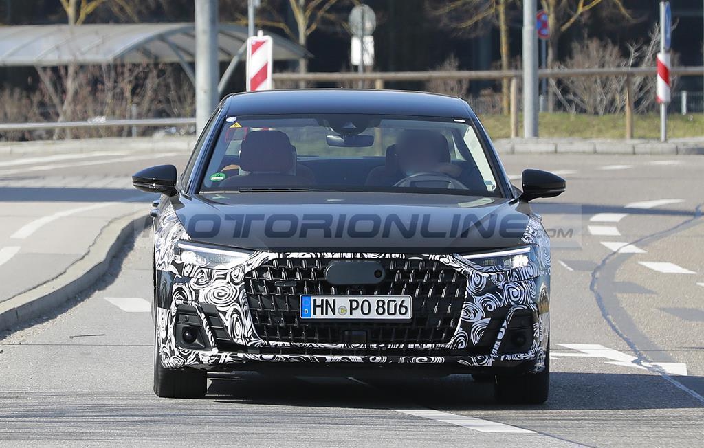 Audi A8 2022 - Foto spia 04-05-2021