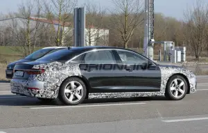 Audi A8 2022 - Foto spia 04-05-2021 - 14