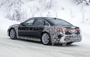 Audi A8 2022 - Foto spia 29-01-2021