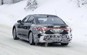 Audi A8 2022 - Foto spia 29-01-2021