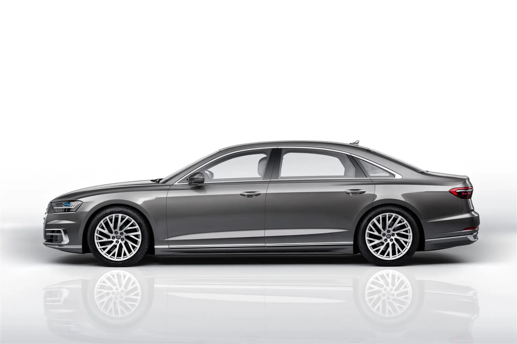 Audi A8 e A8 L MY 2018 - 21