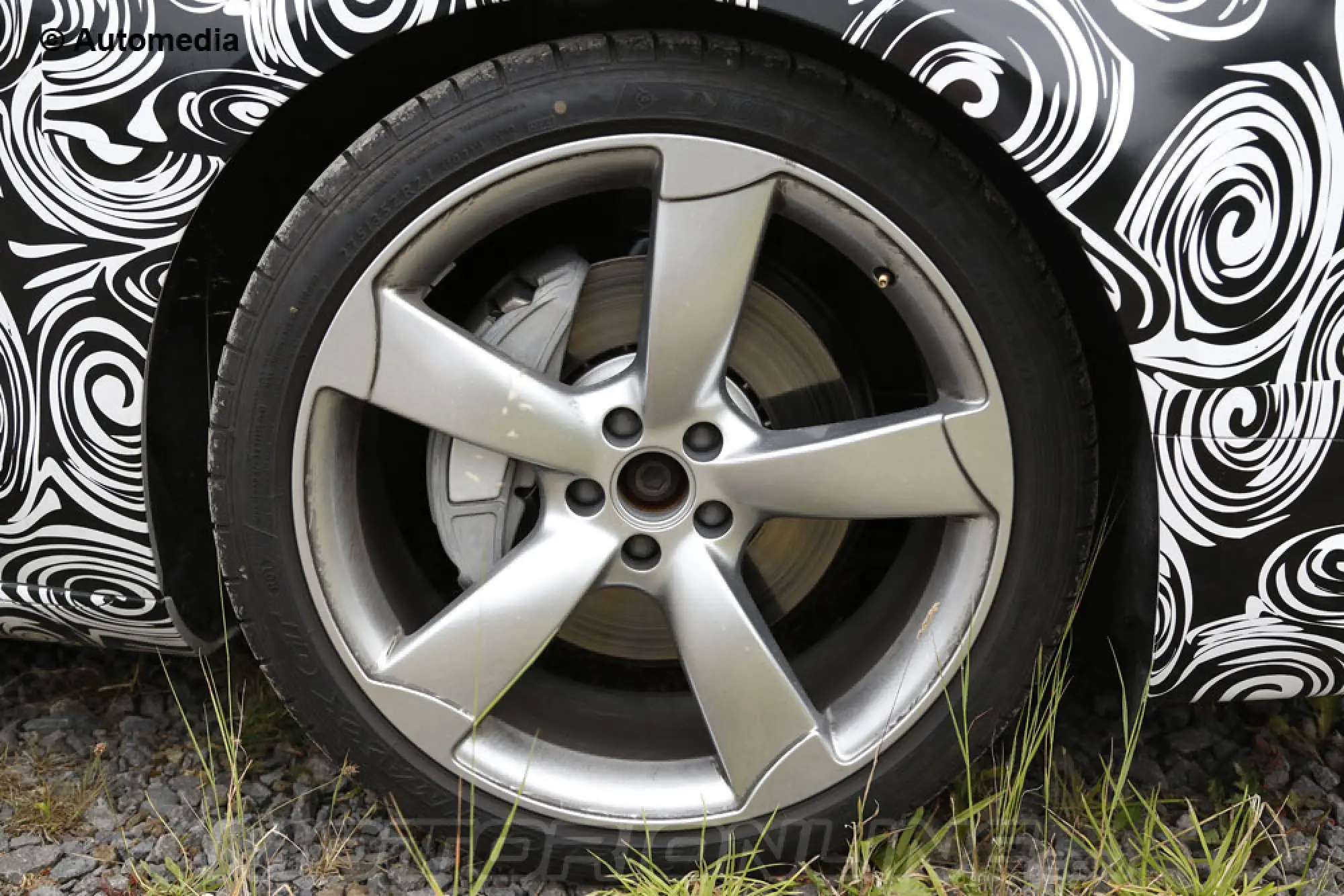 Audi A8 facelift 2014 - Foto spia 30-07-2013 - 11