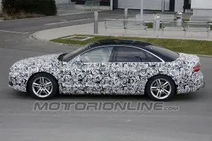 Audi A8 facelift - Foto spia 17-04-2013