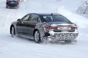 Audi A8 - Foto spia 8-4-2021
