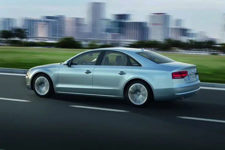 Audi A8 ibrida - 2