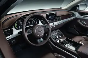 Audi A8 ibrida - 12