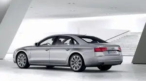 Audi A8 L 2011