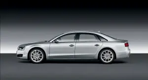 Audi A8 L 2011