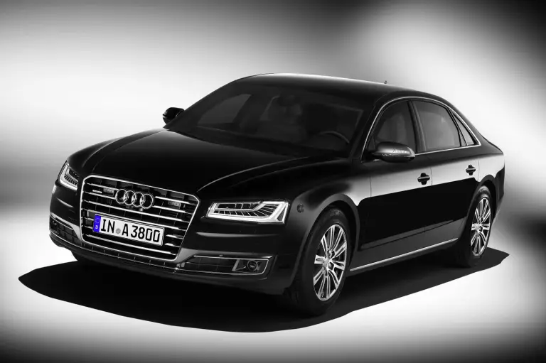 Audi A8 L Security MY 2016 - 1