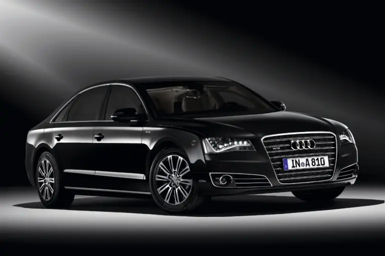 Audi A8 L Security - 1