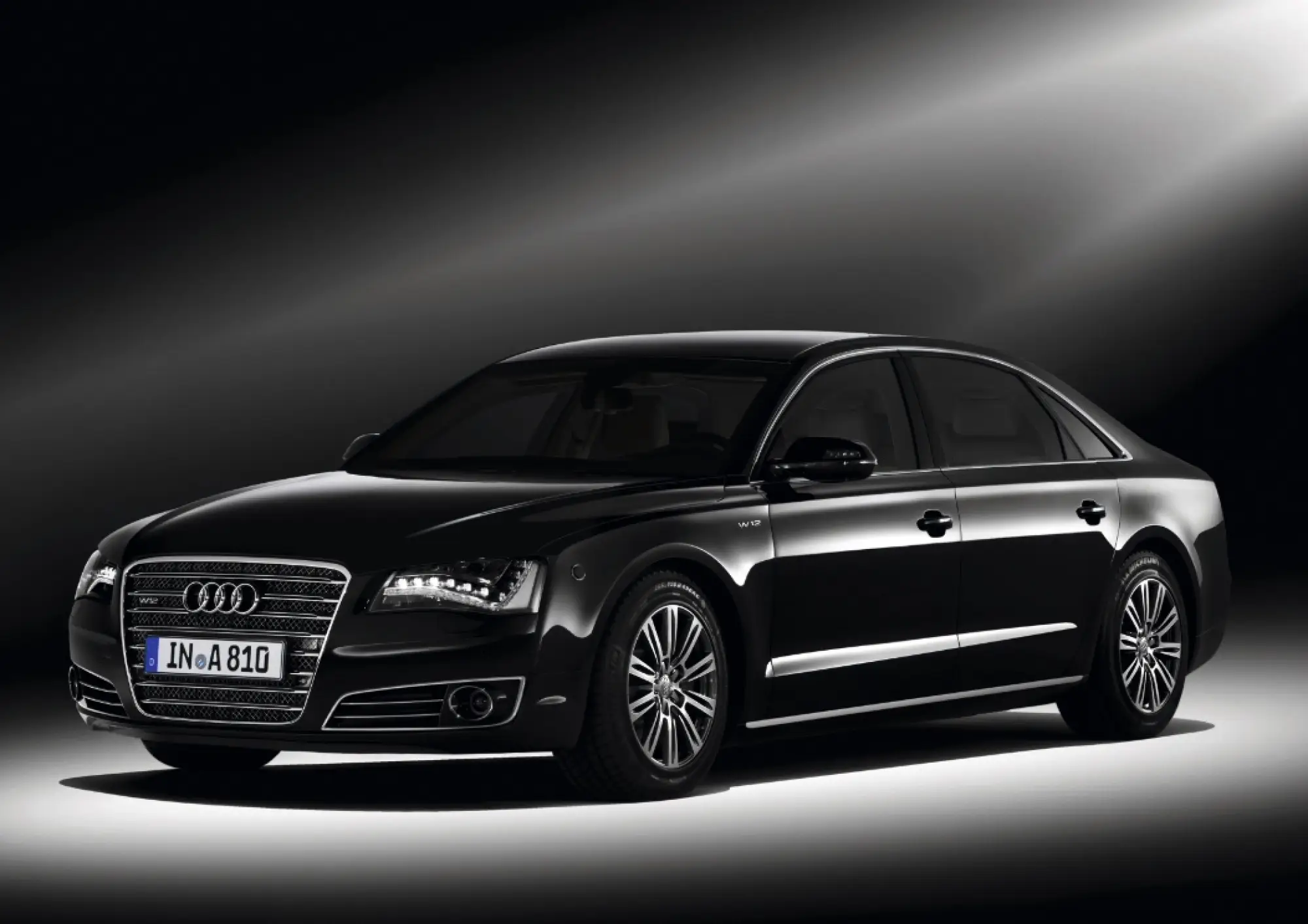 Audi A8 L Security - 3