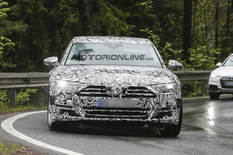 Audi A8 MY 2018 - Foto spia 16-05-2016 - 1