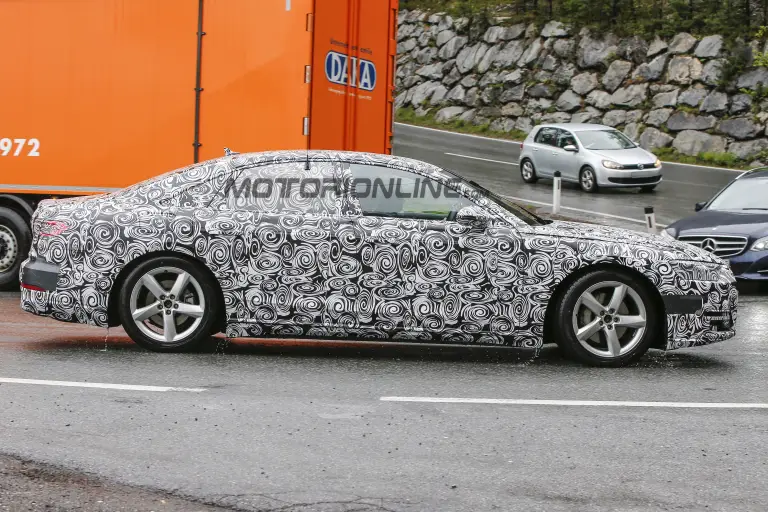 Audi A8 MY 2018 - Foto spia 16-05-2016 - 6