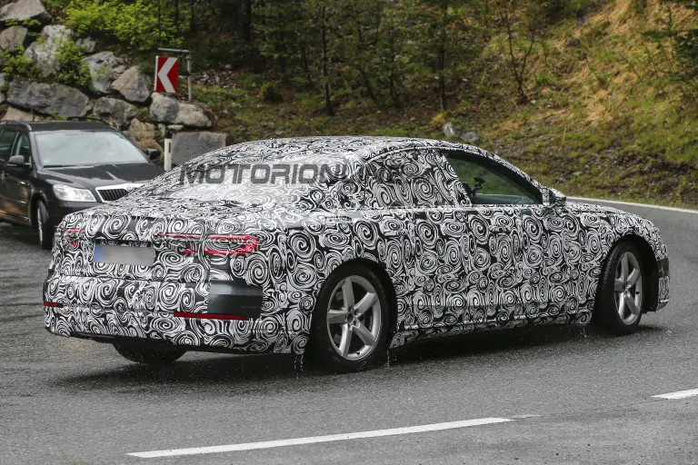Audi A8 MY 2018 - Foto spia 16-05-2016 - 8