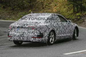 Audi A8 MY 2018 - Foto spia 16-05-2016 - 9