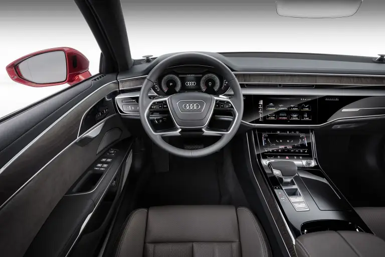 Audi A8 MY 2018 - 16