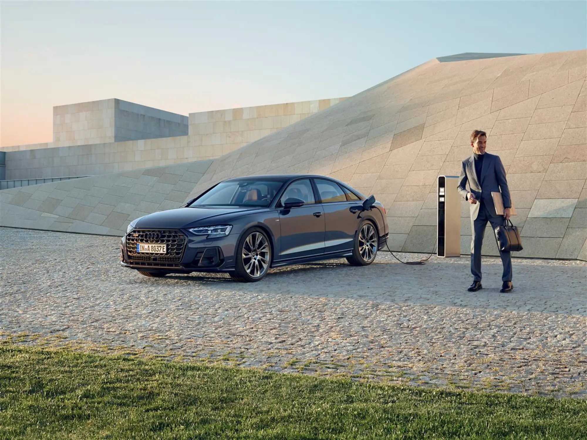 Audi A8 TFSI e - 17