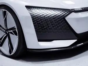 Audi Aicon Concept - 13