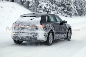 Audi e-tron 2023 - Foto Spia 06-12-2021 - 6