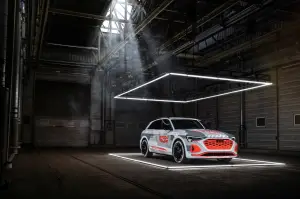 Audi e-tron 2023 prototipo ufficiale - Foto