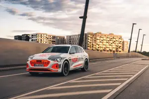 Audi e-tron 2023 prototipo ufficiale - Foto - 4