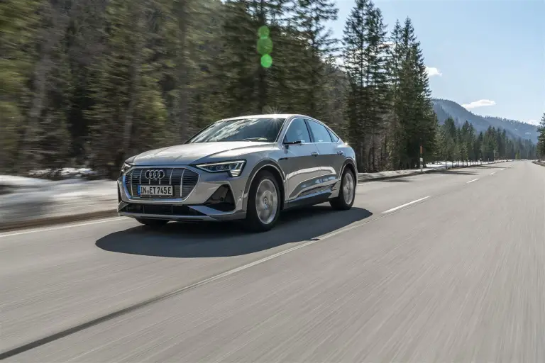 Audi e-tron 55 quattro - 13