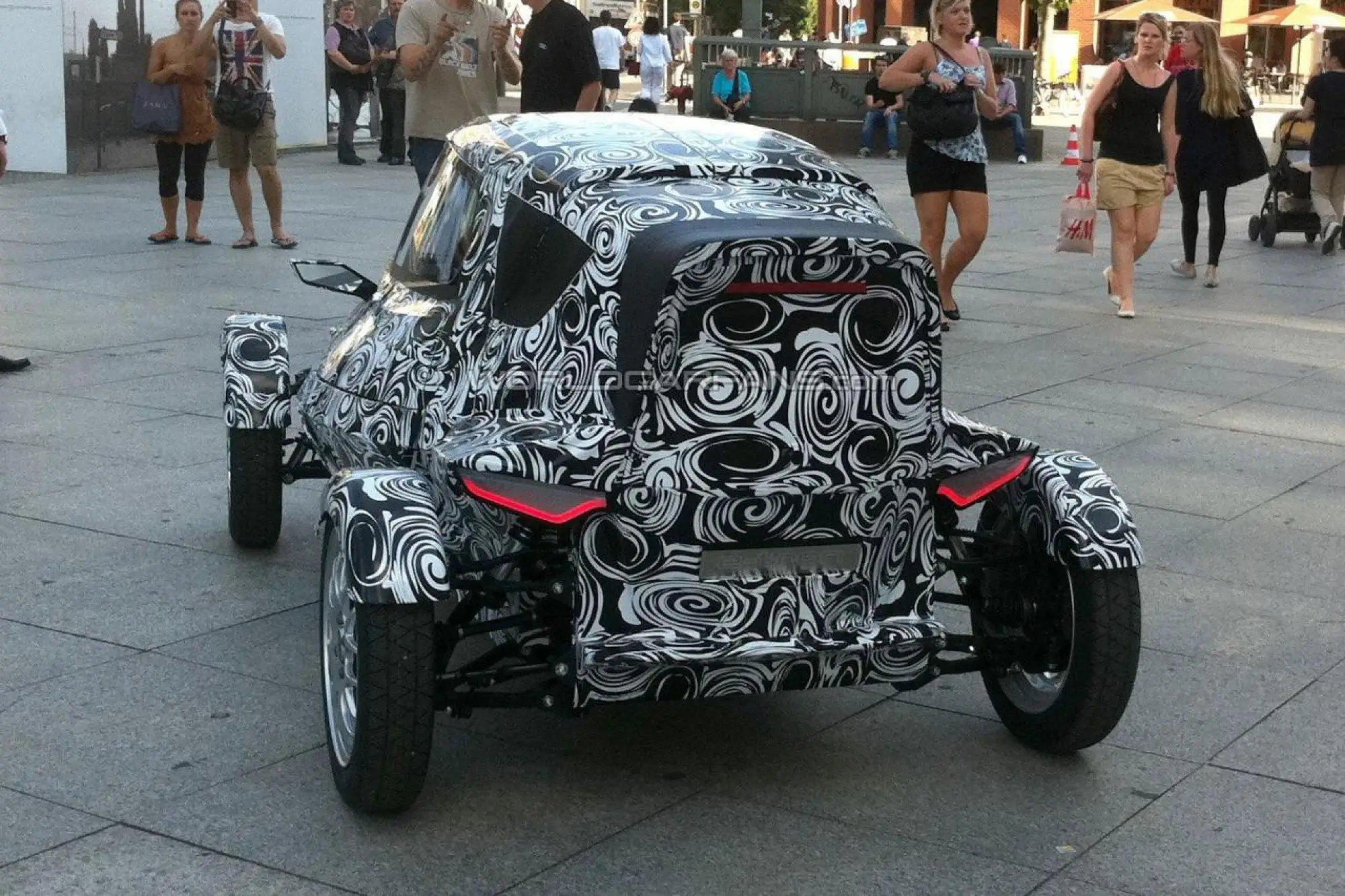 Audi E-Tron City Concept foto spia agosto 2011 - 2