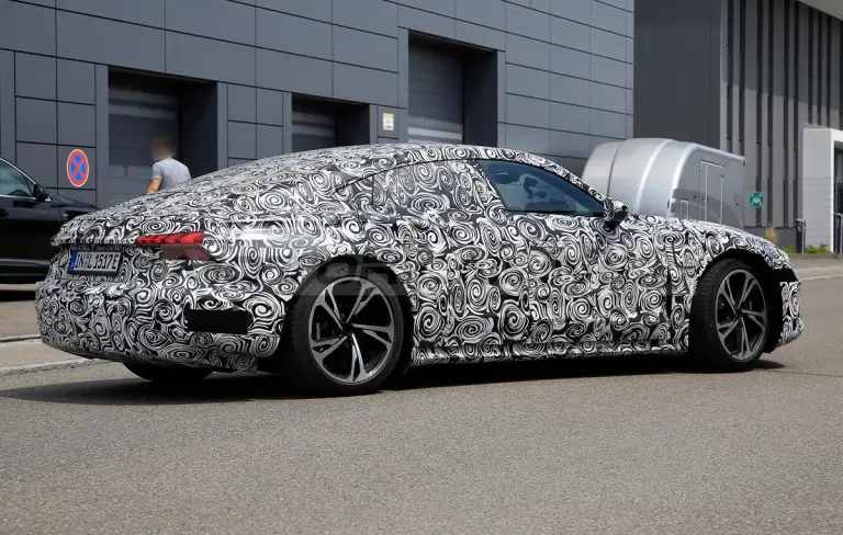 Audi e-tron GT 2021 - Foto spia 05-06-2020 - 9