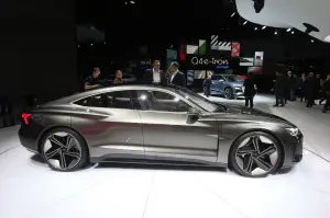 Audi e-tron GT - Salone di Ginevra 2019 - 8