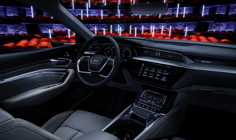 Audi e-tron - Interni - 1
