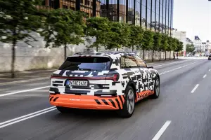 Audi e-tron - Interni - 34
