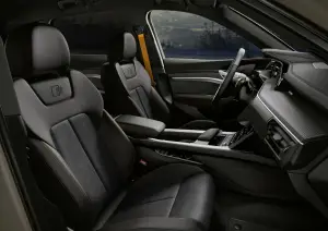 Audi e-tron S Line Black Edition  - 4