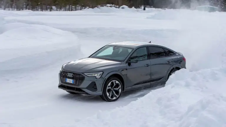 Audi e-tron S Sportback 2021 PROVA SU STRADA - 8