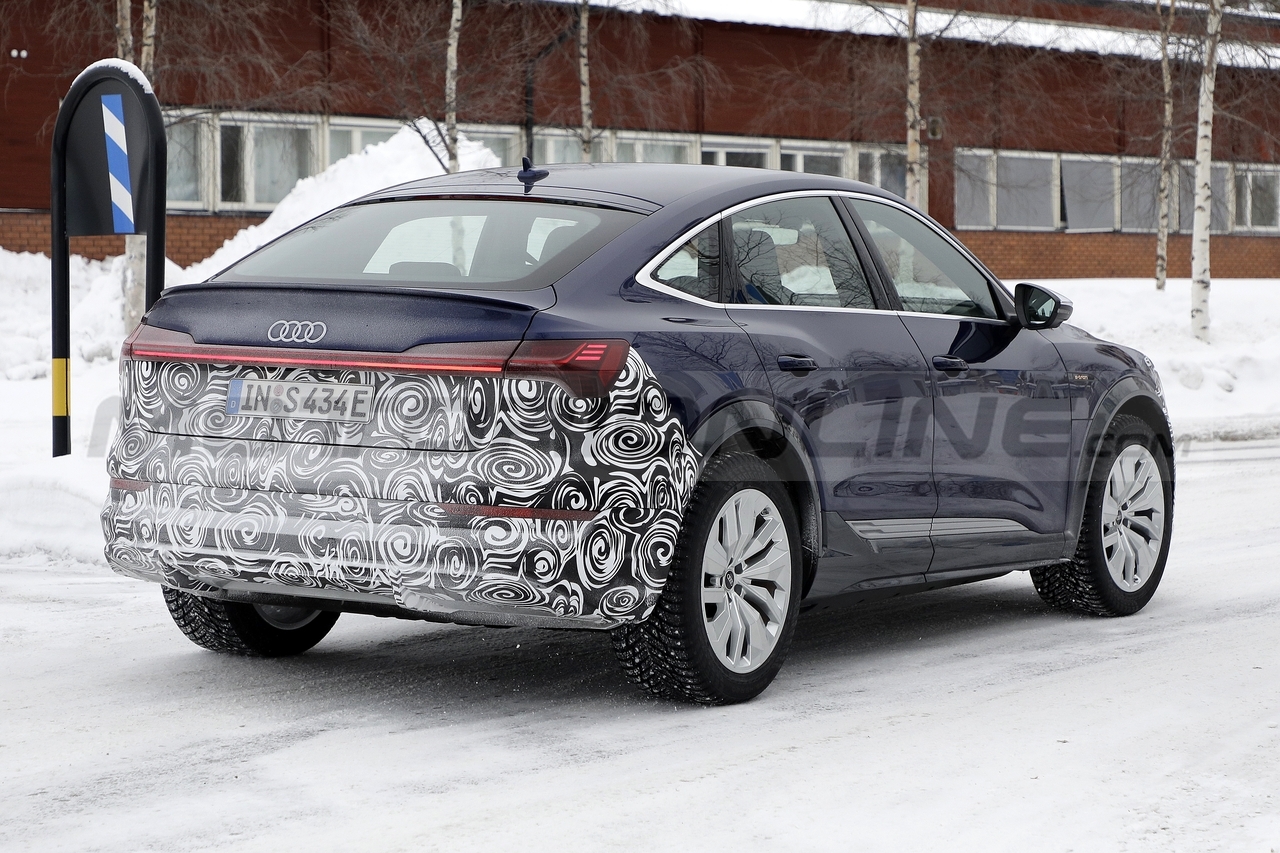 Audi e-tron Sportback 2023 - Foto Spia 28-02-2022