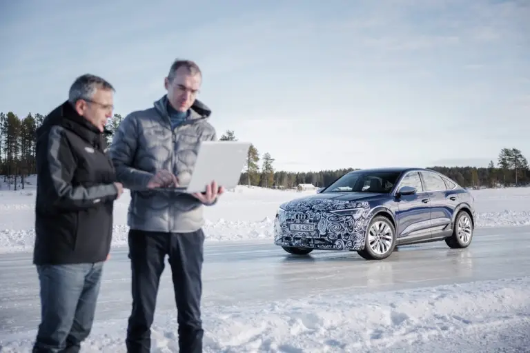 Audi e-tron Sportback 2023 - Foto spia ufficiali - 2