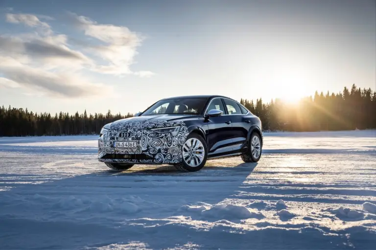 Audi e-tron Sportback 2023 - Foto spia ufficiali - 9