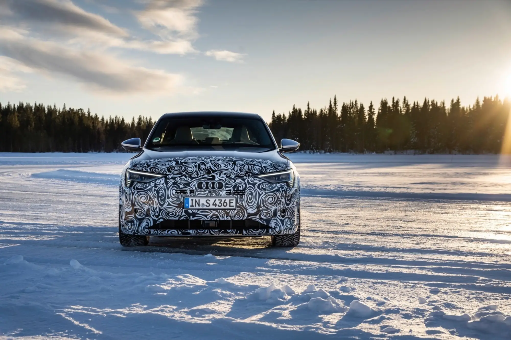 Audi e-tron Sportback 2023 - Foto spia ufficiali - 3