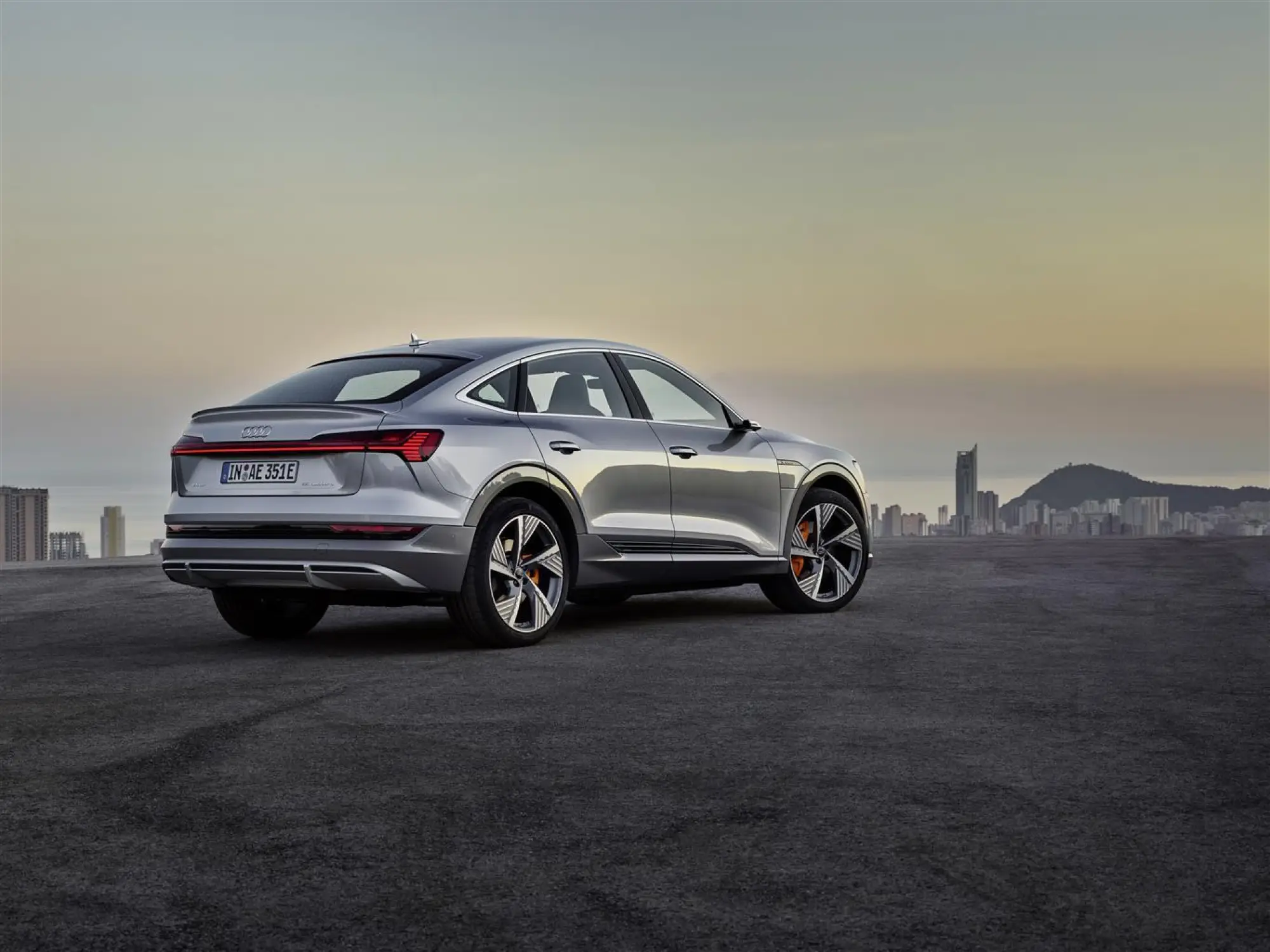 Audi e-tron Sportback - LED Digital Matrix - 5